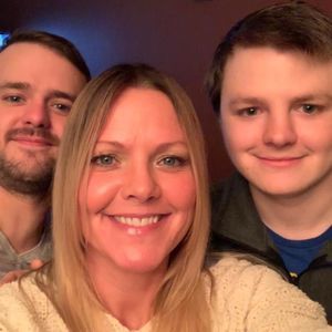 Meet your Posher, Dana